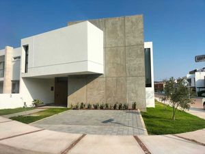 Moderna y elegante Casa en Cañadas del Arroyo