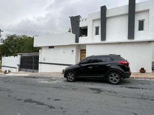 Casa en Venta en Cerradas de Cumbres