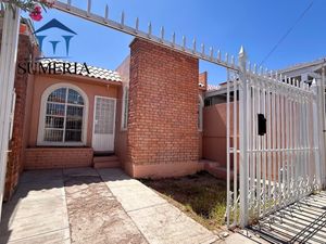 Casa muy bonita de un piso en venta