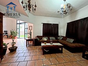 Venta de hermosa casa en Residencial Campestre.