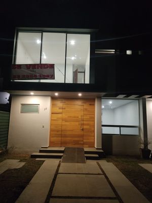 Casa en venta en LA RUA, San Agustin, Tlajomulco de Zúñiga, Jalisco, 45645.