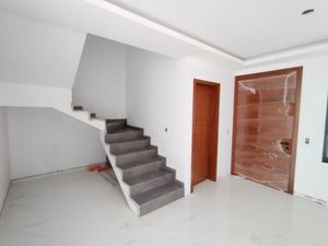 Hermosa Casa a estrenar en Capital Norte, Zapopan, Jal