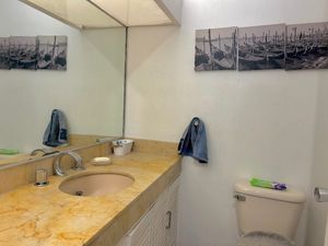 Baño principal.