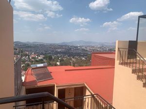 Casa en Venta en Lomas de San Mateo Naucalpan de Juárez