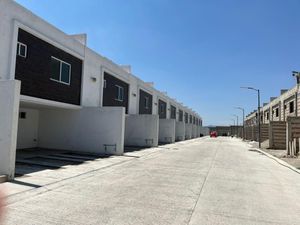 Casa en Venta en Arboledas del Pedregal Puebla