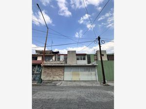 Casa en Venta en Cervecera Modelo Naucalpan de Juárez