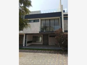 Casa en Venta en RESIDENCIAL PASEOS DE MORILLOTLA San Andrés Cholula