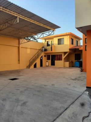 CASA CON DEPARTAMENTOS EN VENTA , COL. LAS AMERICAS, TAMPICO,TAMS.