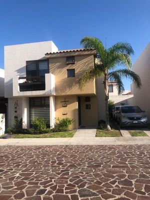 Se vende casa en Cumbres del Lago, Juriquilla