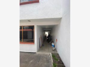 Casa en Venta en Xinantecatl Metepec