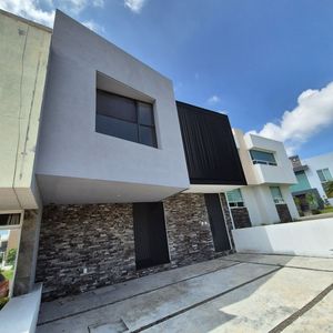 Casa en venta en Paseo del Parque Tres Marías