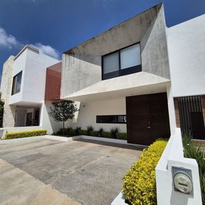 Casa en venta en Paseo del Parque Tres Marías