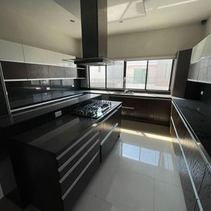 Casa En Venta Cumbres Elite 8o Sector