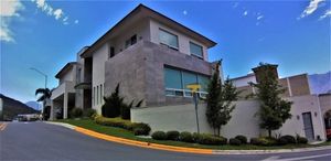 Residencia en Sierra Alta Venta