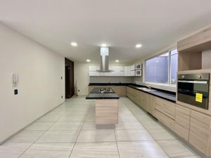 Casa en Venta en Lomas Verdes 6a Sección Naucalpan de Juárez