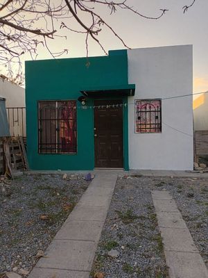 Casa en venta en Colinas del Aeropuerto, Pesquería, Nuevo León.