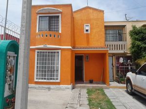 Casas en renta en El Dorado, Santiago Teyahualco, Méx., México