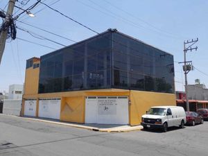 Local Comercial en Venta en Villa de las Flores Coacalco