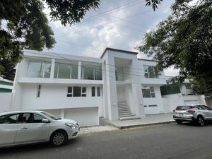 Casa en Venta en San Carlos Metepec