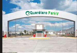 Renta de Bodega Industrial - Querétaro  - 4,142 m2