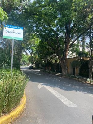 Venta de Casa en la Calle Capuchinas, Colonia San José Insurgentes