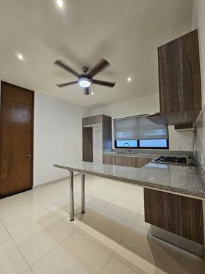 Casa en venta en Temozón Norte de 4 recámaras en Mérida Yucatán