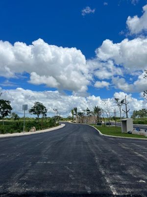 Terreno residencial en venta en sitpach Mérida Yucatán
