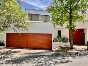 Casa en Condominio en Bosques de Las Lomas