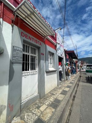 Venta de propiedad comercial en el mercado principal Jose Castillo Tielmans
