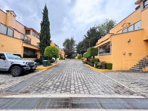 CASA EN VENTA EN FRACCIONAMIENTO  EL MOLINO 4 RECAMARAS CUAJIMALPA