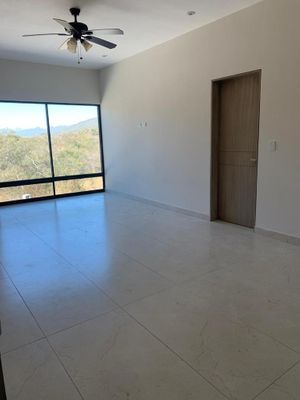 Casa en Renta en Alamosur - Santiago, N.L.