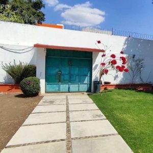 Casa en venta en privada colonia Lomas de Cortes en Cuernavaca, Morelos