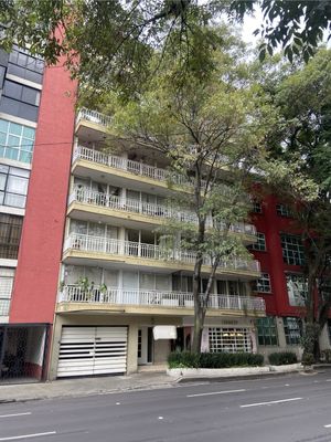 Venta de departamento en col del Valle Centro.