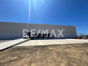 NAVE INDUSTRIAL EN RENTA DE 12,902 M2, EN ROSARITO,  BAJA CALIFORNIA