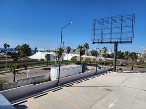 LOCAL CON TERRAZA EN RENTA DE 251.77 M2 CON VISTA AL MAR, TIJUANA B.C.