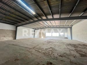 BODEGA COMERCIAL EN RENTA DE 480 M2, EN LA PRESA TIJUANA, B.C.