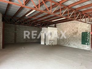 LOCAL COMERCIAL EN RENTA DE 188.3 M2, EN SALVATIERRA, TIJUANA B.C.