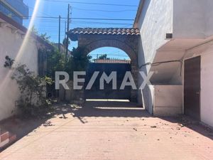 CASA EN RENTA PARA USO COMERCIAL EN LA CACHO, TIJUANA