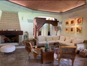 CASA ESTILO COLONIAL MEXICANO MODERNO EN VENTA TEPOZTLÁN