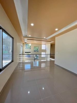 Exclusiva Residencia en Condominio de Diseño Único en Lomas de Cuernavaca