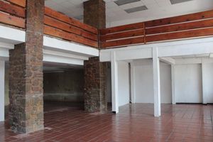 Excelente Local Comercial en RENTA en Zona de Gran Afluencia, Cuernavaca!!!1