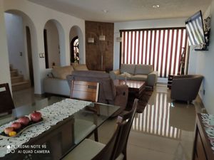 Hermosa casa sola en venta Teopanzolco