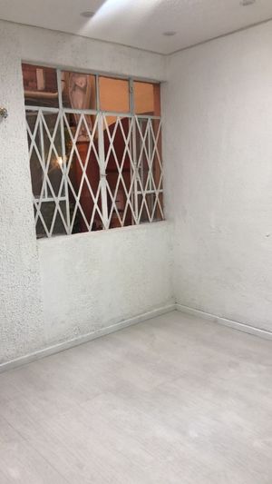 Renta Bonita Oficina / Consultorio de 20 m2 en Col. Narvarte Poniente