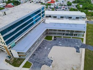 renta o venta de oficina sobre el periférico de merida, yuc.