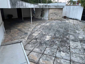 Renta amplia casa con piscina y 4 recámaras en Bellavista, Mérida, Yucatán