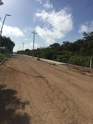 Preventa terrenos en avenida cumbres, merida