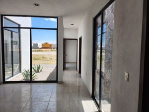 CASA EN VENTA EN CUMBRES DE SAN MIGUEL