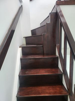 Escaleras a tercer nivel