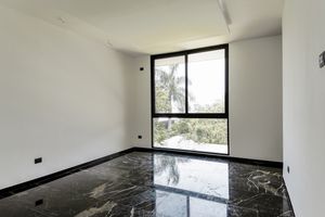 Hermosa Residencia con acabados de lujo en el residencial mas exclusivo ! Lista!