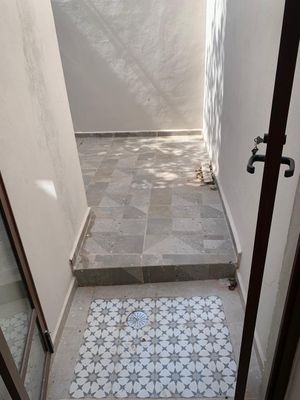 Venta de Casa remodelada en el centro de 56.73 m2